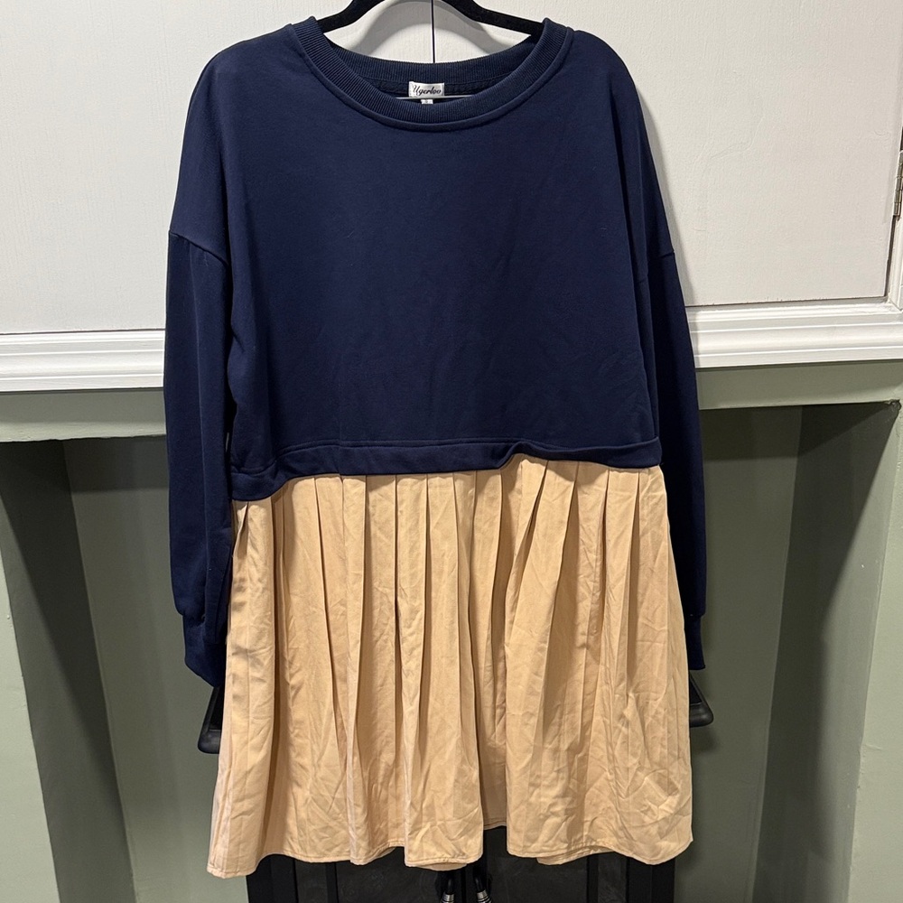 Amazon Women's Long Sleeve Navy and Beige Dress